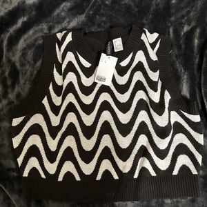 New H&M cropped vest